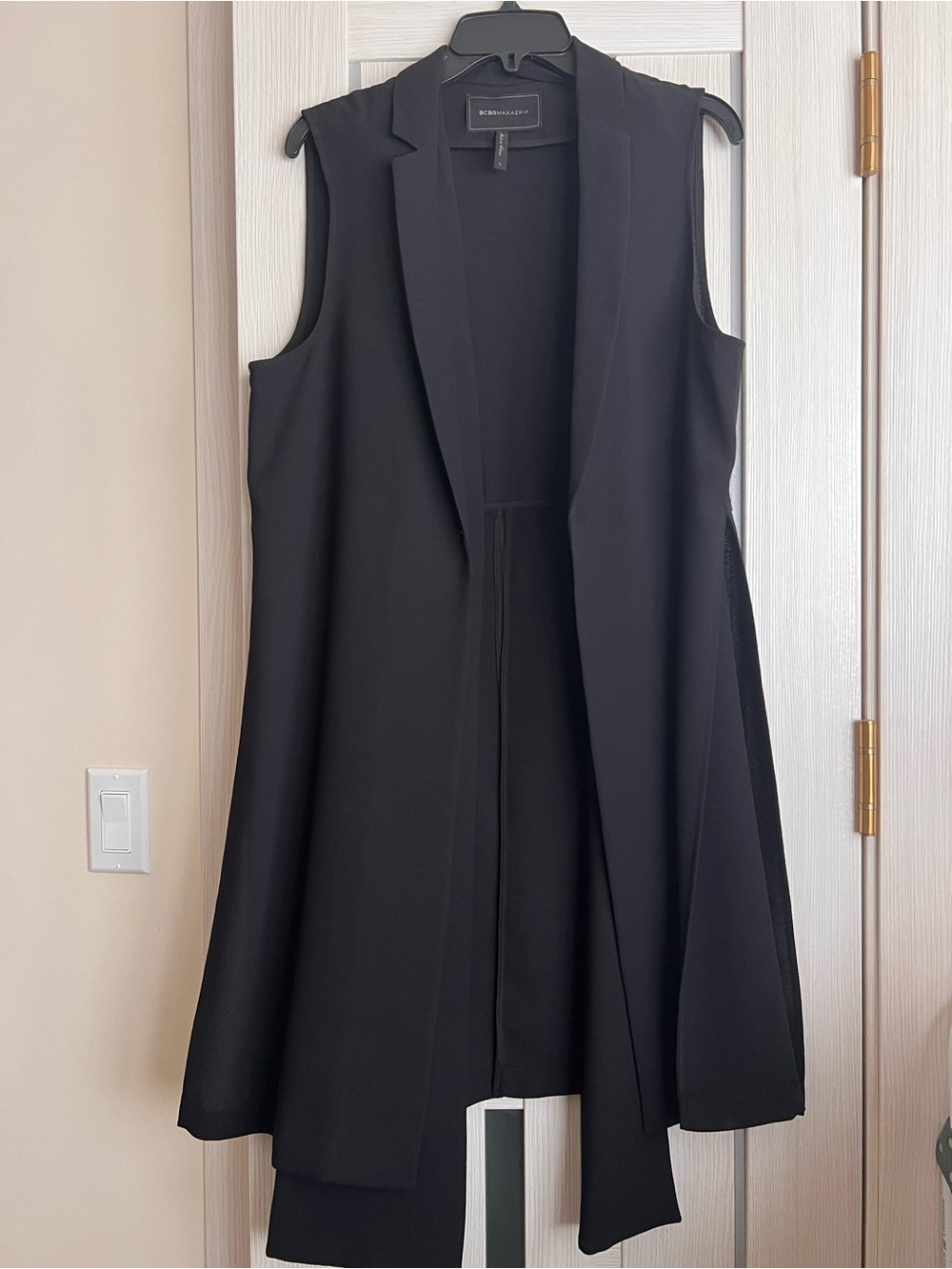 BCBGMaxAzria Black Sleeveless Long Vest Dress